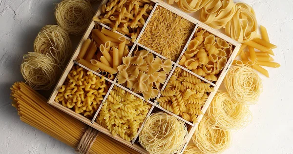 Maccheroni di vario tipo — Foto Stock