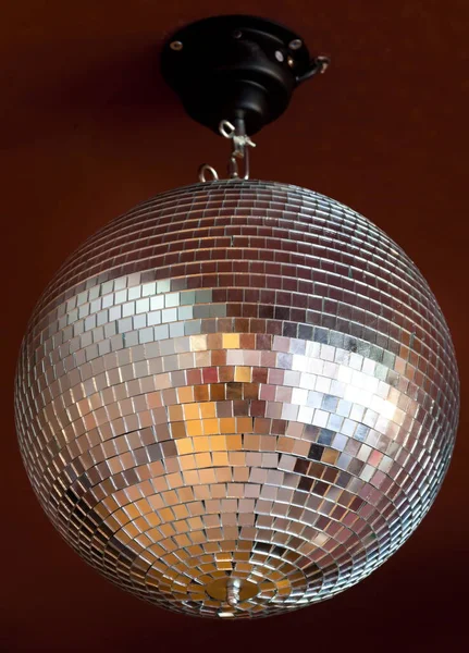 Disco Bal Geïsoleerd Witte Achtergrond — Stockfoto