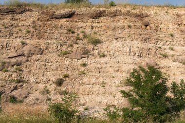 Eski Çakmaktaş ocağı olan kalker jeolojik patlak yakın çekim