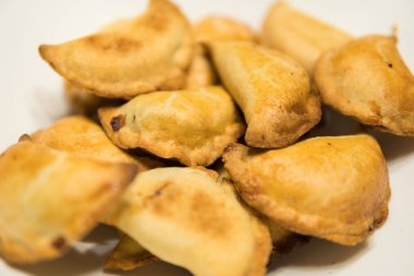 lezzetli pişmiş köfte