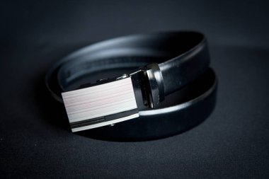 Erkekler siyah kuşak