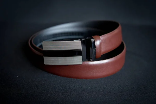 men\'s brown belt