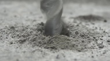 Betonda çalışan bir matkabın ayrıntıları
