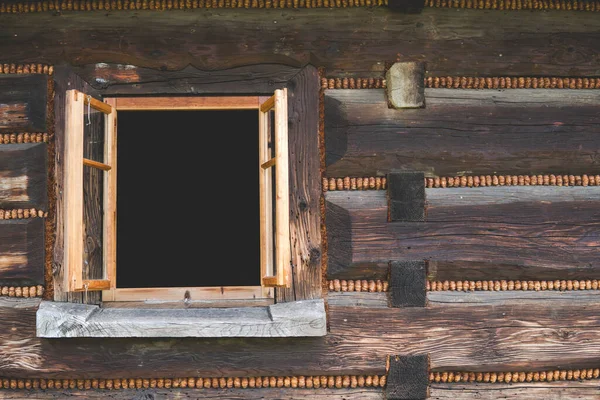 Vieilles Fenêtres Dans Mur Bois Une Vieille Maison — Photo