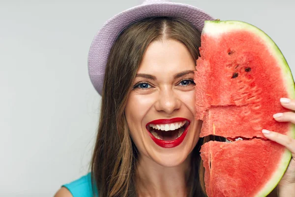 Porträt Einer Lächelnden Frau Mit Hut Und Wassermelone Sommerkonzept — Stockfoto