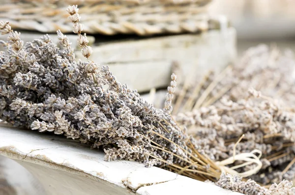 Dried Lavender Wood Tub — Stock Photo, Image