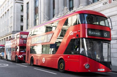 13 dakika içinde Londra 'da otobüsler var. Eylül 2019, Londra (Uk )