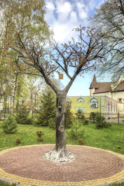 Kaliningrad Russia April 2018 Metal Tree Amber Leaves Icon Nicholas — Stock Photo, Image