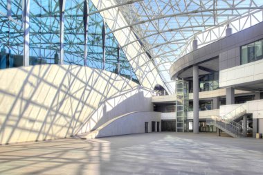 Svetlogorsk, Rusya - Nisan 29.2018: City resort Kaliningrad bölgesi. Modern çok fonksiyonlu Kültür Merkezi Amber Hall. Konser Salonu, İş Merkezi, çocuk sineması ve Dünya Okyanus Müzesi Şubesi 