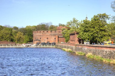 Kaliningrad, Rusya Federasyonu - 04.2018 olabilir: Amber Müze üst göl kıyısında Chernyakhovsky sokakta