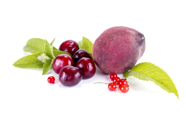 Peach Ripe Berries Isolated White Background — Stock Photo, Image