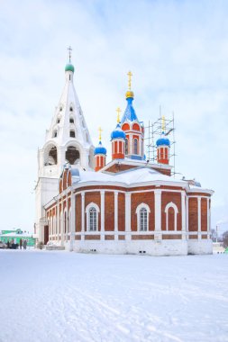 Kremlin bölgesinde tarihi tapınak karmaşık. Kolomna şehir tarihi merkezi. Kilise Tanrı'nın annesi Tihvin simgesinin