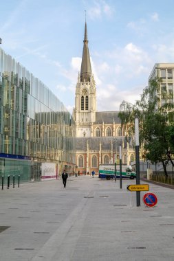 Lille, Fransa - 02.2011 olabilir: Şehrin tarihi merkezine kentsel sokaklarda