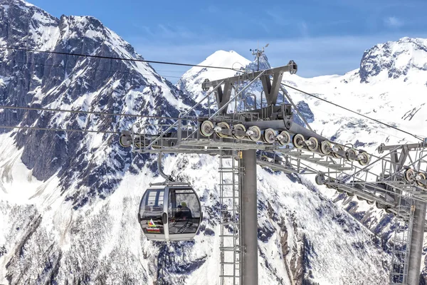 Dombay Russland Mai 2015 Seilbahn Auf Einen Berg Mussa Achitara — Stockfoto