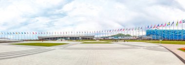 Caucasus, Sochi, Rusya Federasyonu - Nisan 27.2015: Kış Olimpiyat Oyunları 2014 Olimpiyat nesneleri. Merkezi alan Olimpik Kompleks. Panorama 