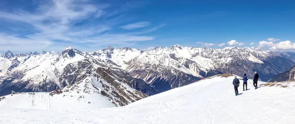 Dombay Russie Mai 2015 Une Des Montagnes Station Climatique Ski — Photo