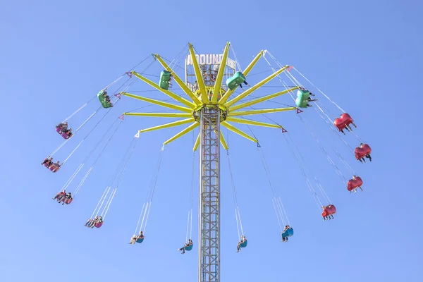 Amsterdam Países Bajos Mayo 2011 Parque Atracciones Carrusel Plaza Ciudad — Foto de Stock