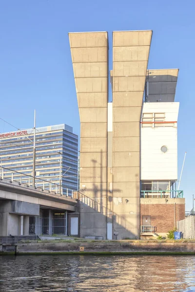 Amsterdam Niederlande Mai 2011 Stadtkanäle Und Dämme Der Hauptstadt Des — Stockfoto