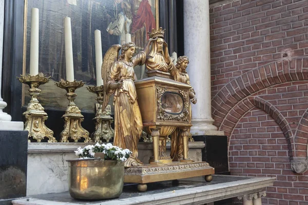 Intérieur Ancienne Cathédrale Catholique Médiévale Saint Bavo — Photo