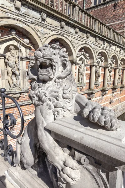 Danimarca. Castello di Frederiksborg nella città di Hillerod — Foto Stock