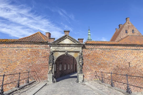 Danimarka. Hillerod şehir Frederiksborg Kalesi — Stok fotoğraf