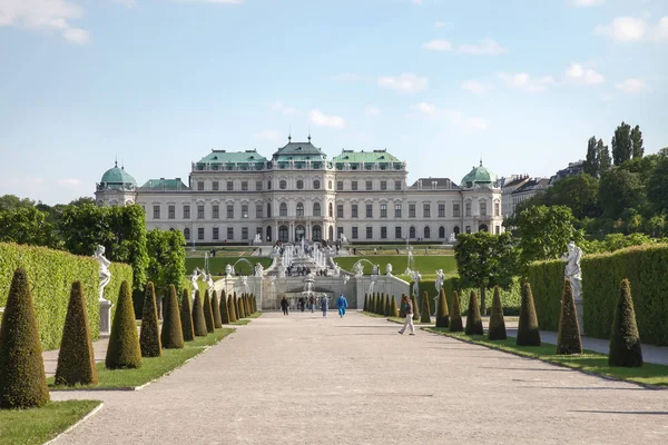 Wiedeń. Pałac i park complex Belvedere — Zdjęcie stockowe
