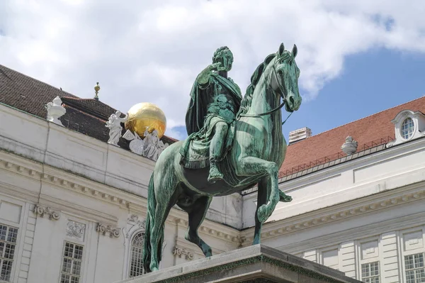 Wiedeń. Pomnik cesarza Józefa Ii. Plac Josefsplatz — Zdjęcie stockowe