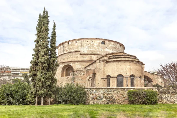 Μεσαιωνικό κτίριο. Η Ροτόντα του Αγίου Γεωργίου στη Θεσσαλονίκη — Φωτογραφία Αρχείου