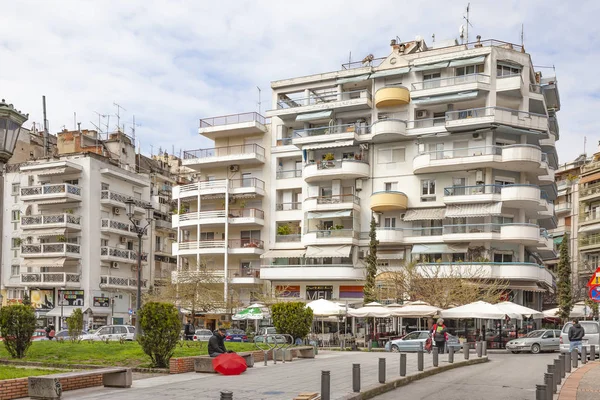 Thessaloniki. Şehir merkezinde sokak — Stok fotoğraf