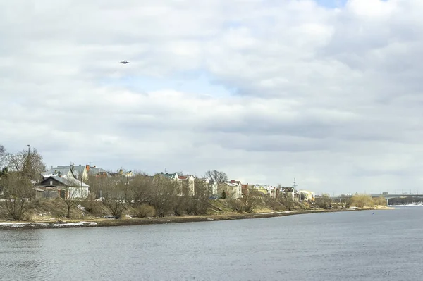 Floden Volgas strand. Tver City — Stockfoto