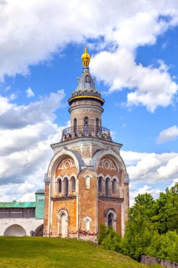 Torzhok, ne kadar. Novotorzhsky Borisoglebsky Manastırı