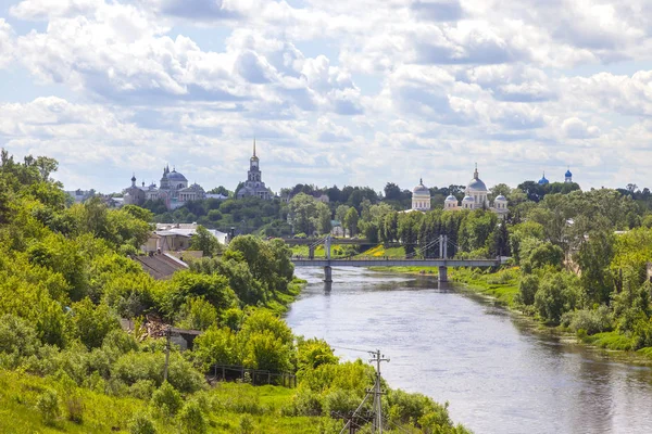 Staden Torzhok. Stadsbilden — Stockfoto