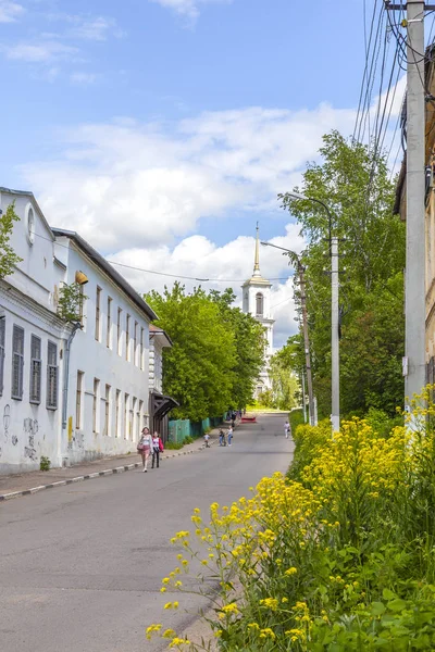 Torzhok. Ulica miasta — Zdjęcie stockowe