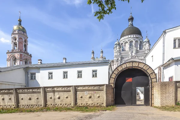 Вышневолоцкий Казанский монастырь — стоковое фото