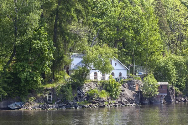 L'île de Valaam. Station de pompage — Photo