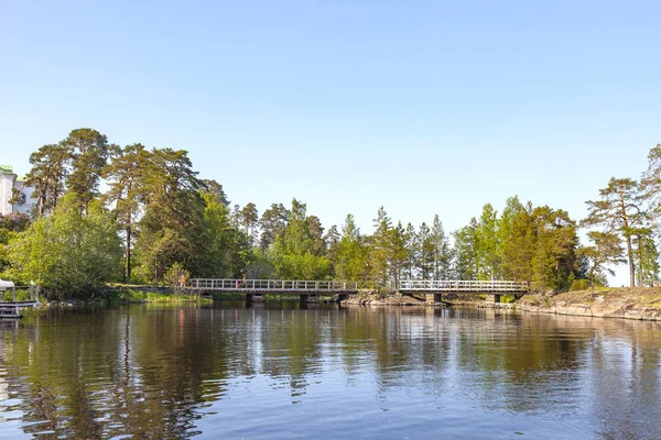 Valaam Island. Eilanden en bruggen — Stockfoto