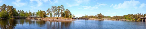 Wyspy Valaam. Wyspy i mosty. Panorama — Zdjęcie stockowe