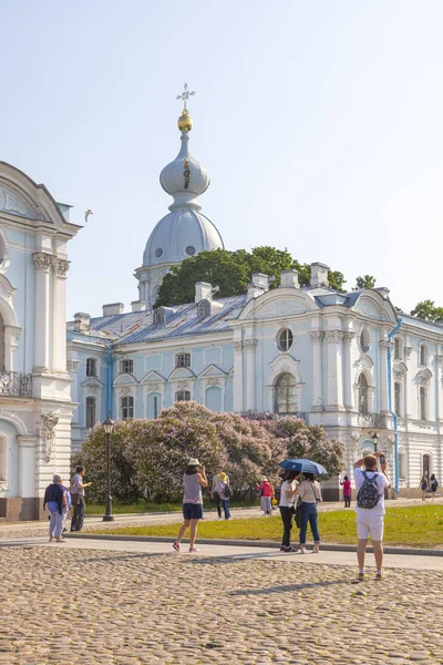 Iglesia de Zacarías e Isabel en la ciudad de San Petersbur —  Fotos de Stock