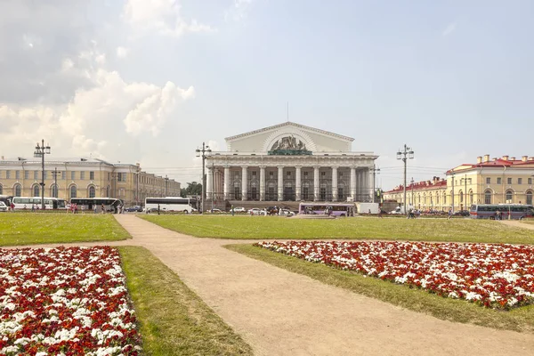 St. Petersburg'da. Değişim Meydanı — Stok fotoğraf