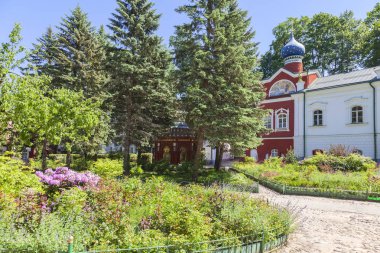 Kutsal Dormition Pskovo-Pechersky Manastırı (Pskov-Caves Manastırı