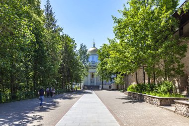 Kutsal Dormition Pskovo-Pechersky Manastırı (Pskov-Caves Manastırı