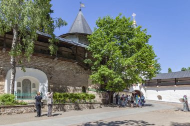 Kutsal Dormition Pskovo-Pechersky Manastırı (Pskov-Caves Manastırı