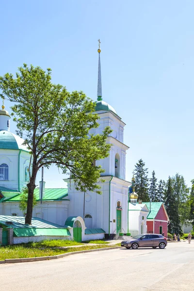 Pechory City. Kyrka av de 40 martyrer av Sebaste — Stockfoto