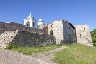 Izborsk şehri. Izborsk kalesi