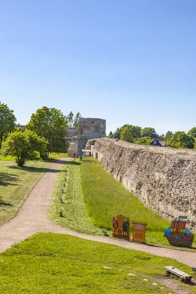 City of Izborsk. Izborsk fortress — Stock Photo, Image