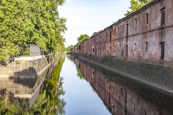 Kronstadt. Obvodny Canal — Stock Photo, Image
