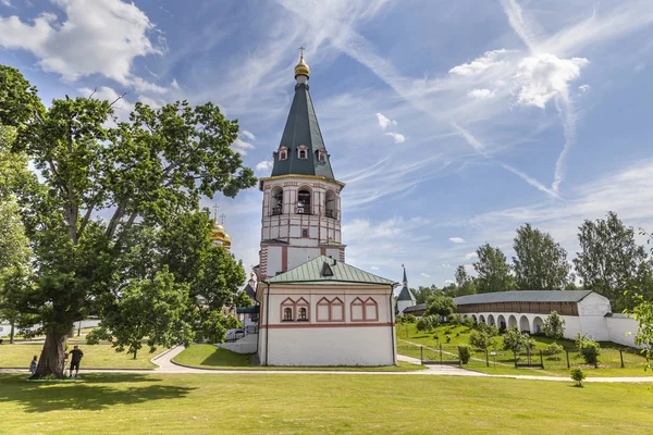 Valdai Iversky Bogoroditsky heliga sjön kloster — Stockfoto