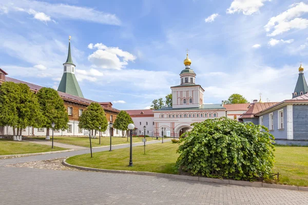 Valdai Iversky Bogoroditsky Holy Lake Monastery — Stockfoto