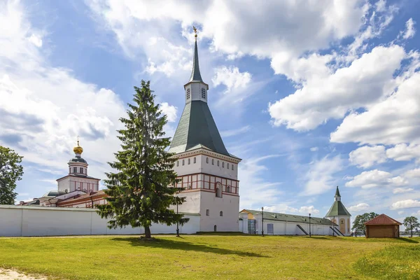 Valdai Iversky Monastero di Bogoroditsky Holy Lake — Foto Stock