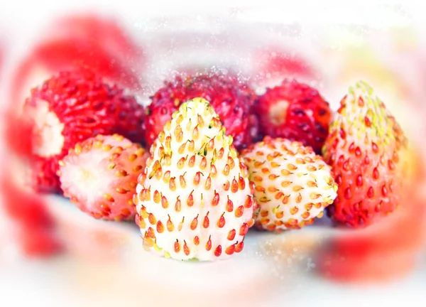 Strawberries. Bokeh, blur — Stock Photo, Image